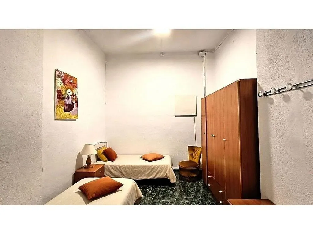 Chambres - Two-Storey House in Burriana Centre