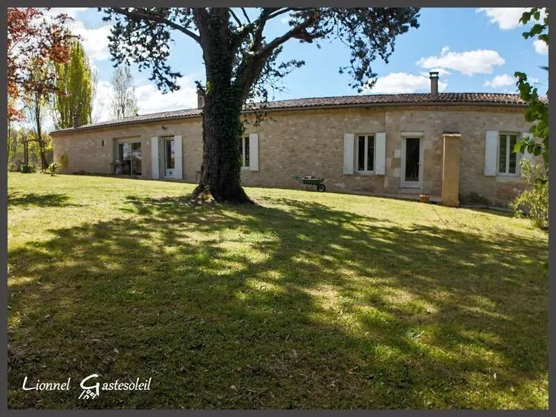 Välivaade - Charming Stone House with Pool in Gironde