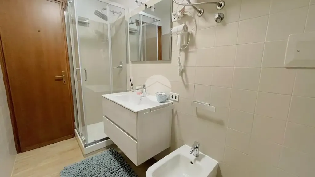 Badezimmer - Rented Duplex with Garden in Temù