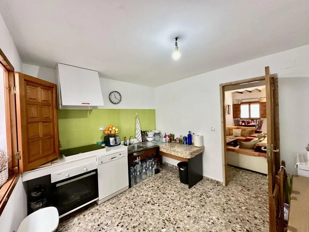 Cucina - Renovated House with Pool in Polop's Historic Centre