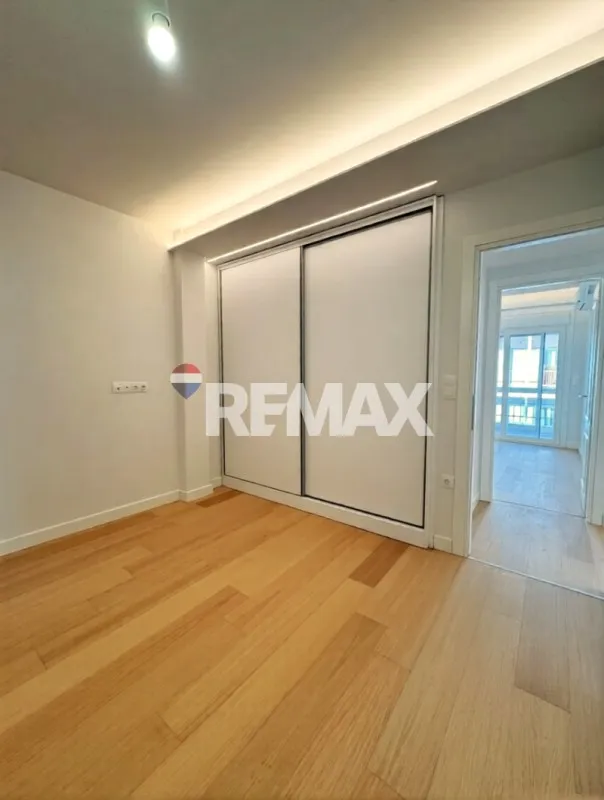 Pièces - Apartment with Sea View in Nea Paralia