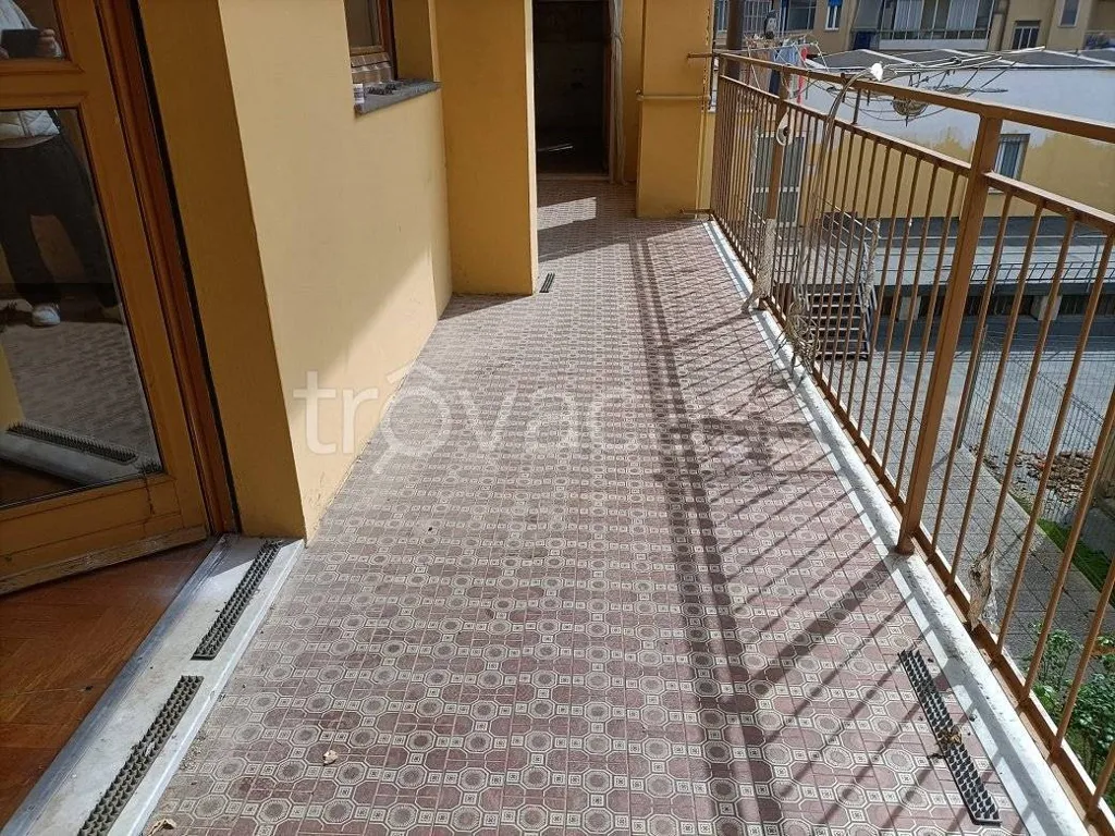 Rõdu - Spacious Apartment with Balcony in Fossano