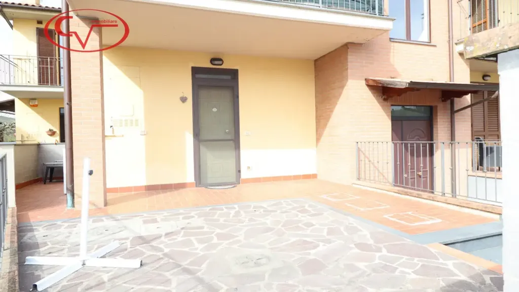 Terrasse - Modern Apartment with Garden in Montevarchi