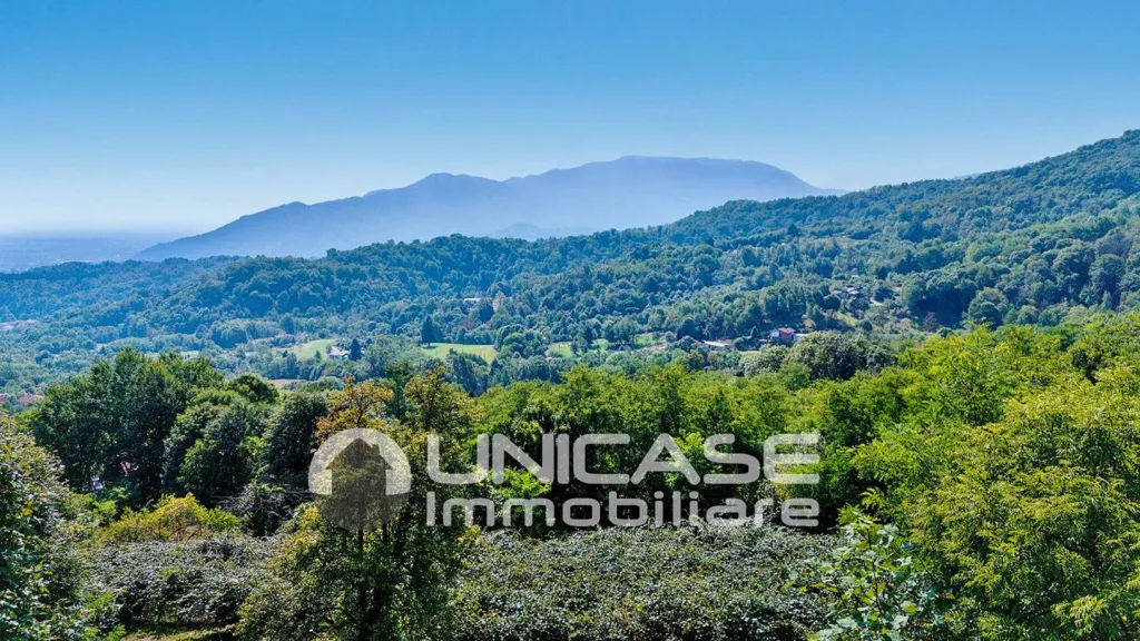 Rustic House with Garden in Bagnolo Piemonte