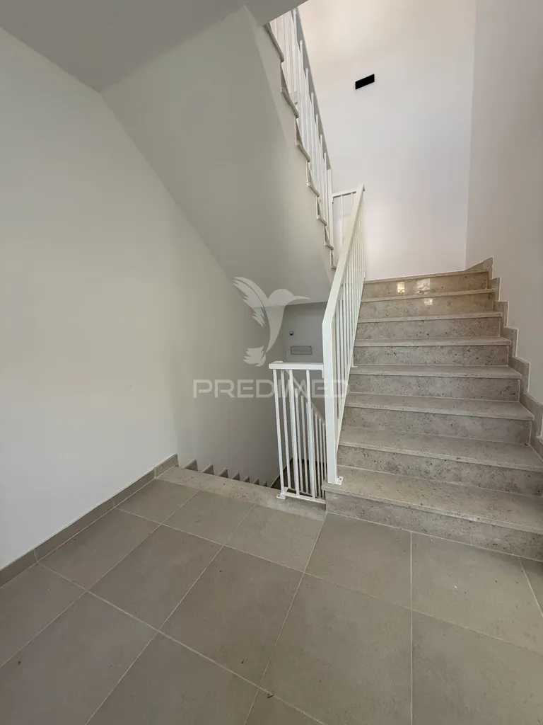 Pièces - Modern T2 Apartment with Garage in Alcanena
