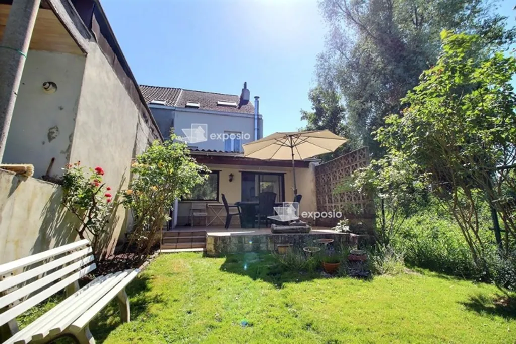 Aed - 3 magamistoaga maja asukohas Bruxelles