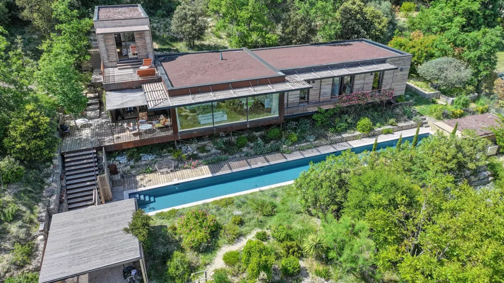 Vue aérienne - Maison Conçue par Architecte avec Piscine à Malemort-du-Comtat