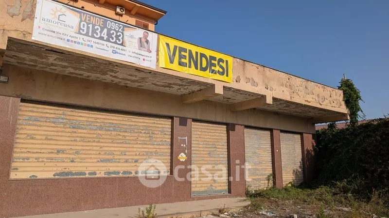 Extérieur - Commercial Building with Terraces on SS106, Crotone