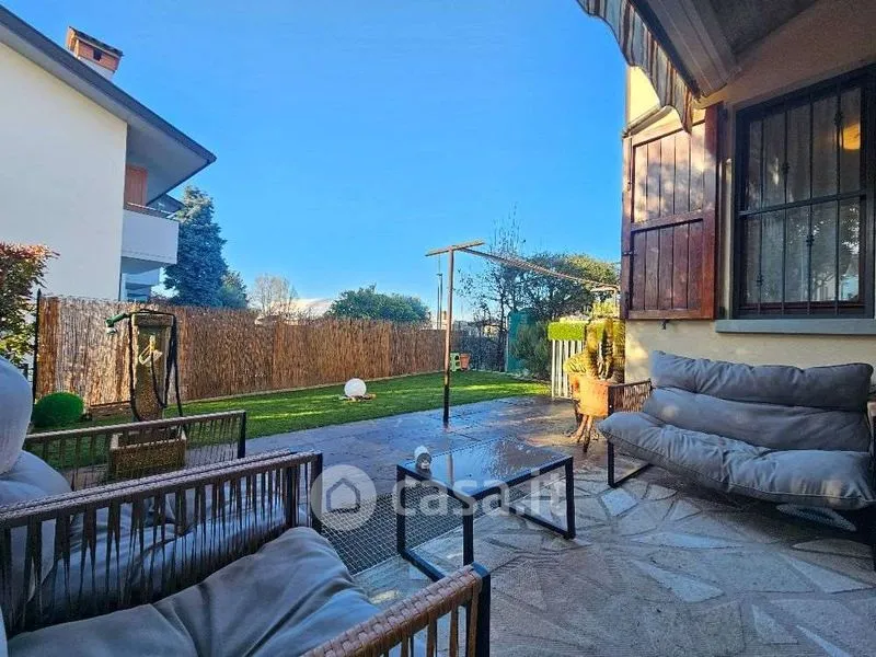Terrasse - Semi-detached House with Private Garden in Mozzo Centre