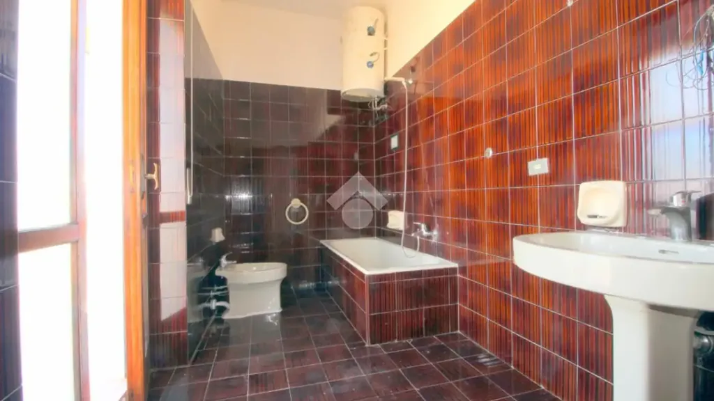 Vannitoad - Three-Bedroom Apartment with Panoramic Balcony in Lucera