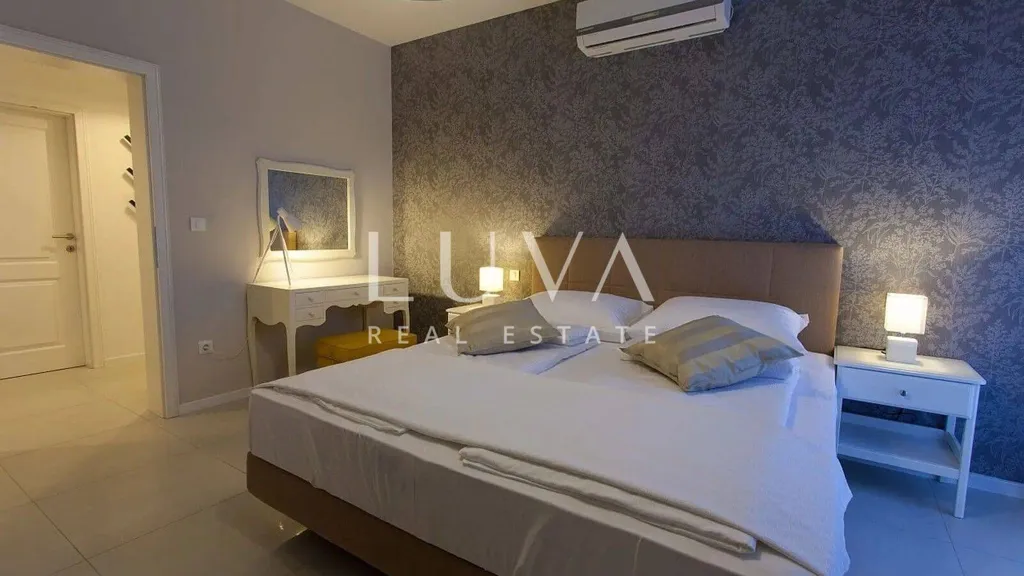 Chambres - Luxury Villa with Pool in Krk, Kvarner