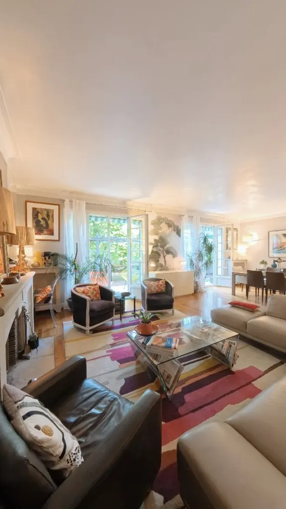 8-toaline maja asukohas Maisons-Alfort