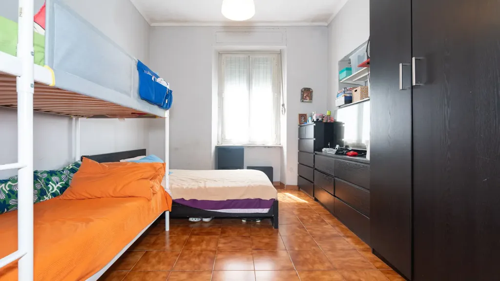 Magamistoad - 3-Bedroom Apartment with Balcony in Turin