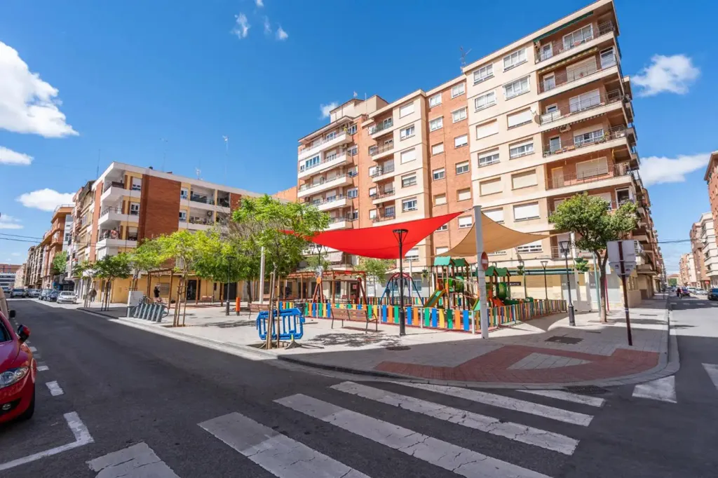 3 magamistoaga korter asukohas Madrid