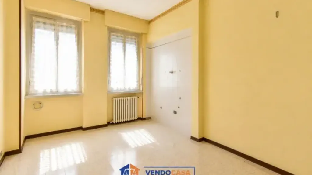 Rooms - Twin-Storey Apartment with Balcony in Turin