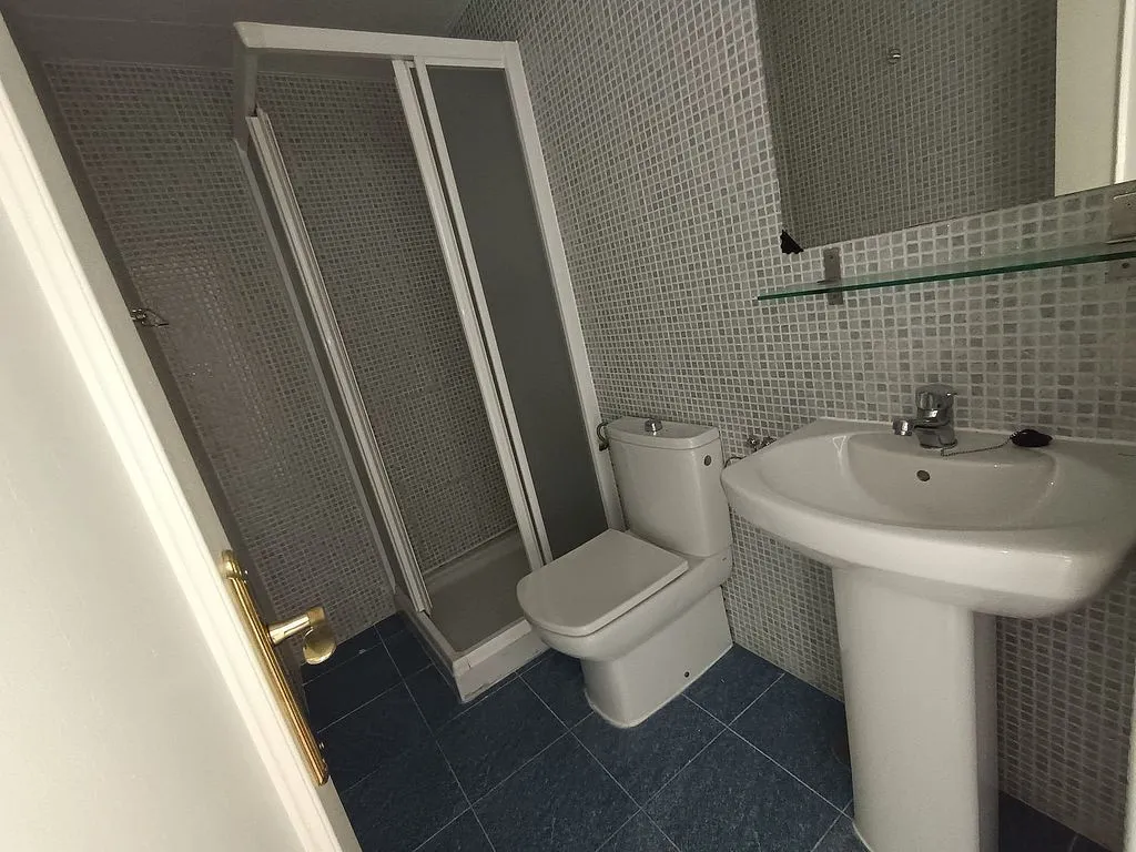 Vannitoad - 1-Bedroom Flat with Garage in Numancia