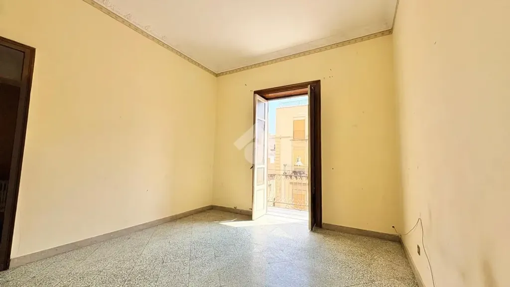 Toad - Two-Bedroom Apartment in Historic Building, Palermo
