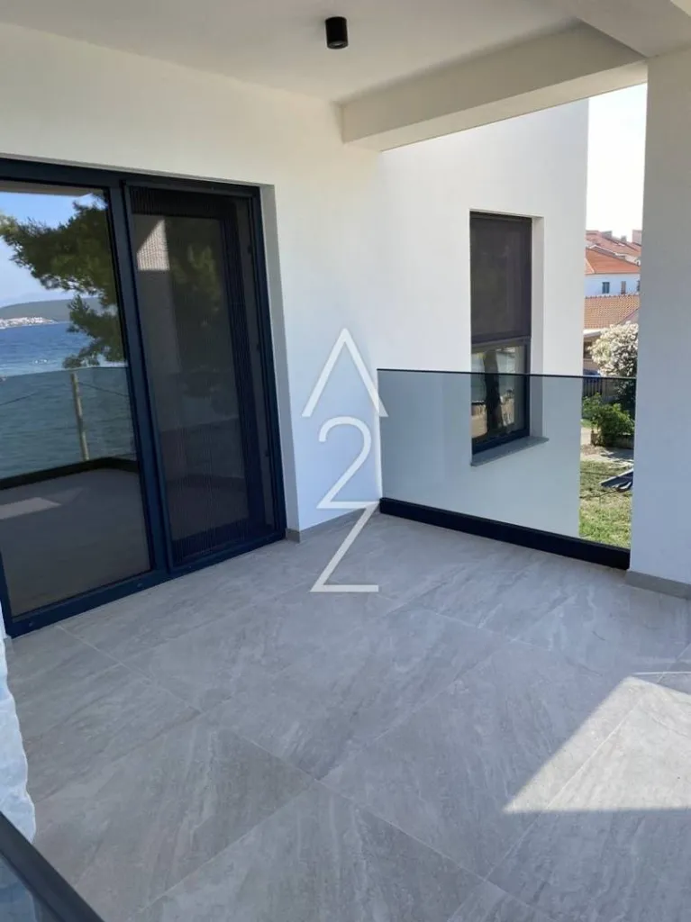 Terrass - Penthouse with Sea View in Pašman