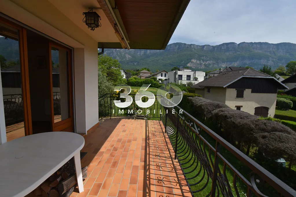 Balcon - Maison avec Jardin sur les Hauteurs d'Aix-les-Bains