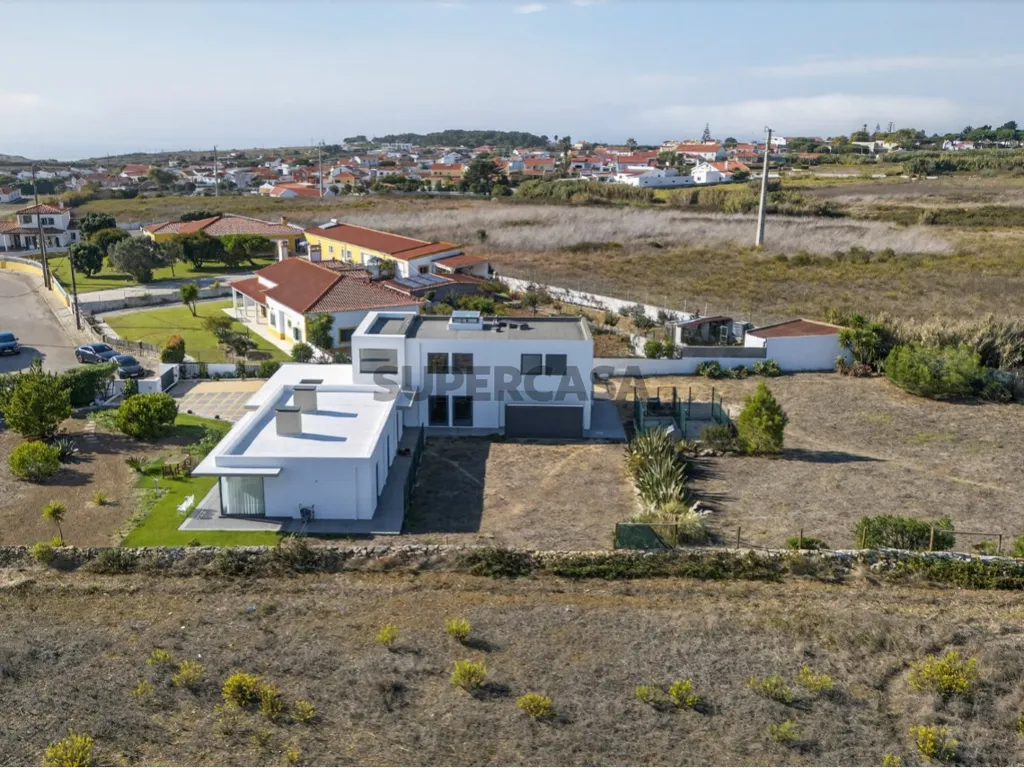 Luftaufnahme - Modern Villa with Industrial Design in Assafora