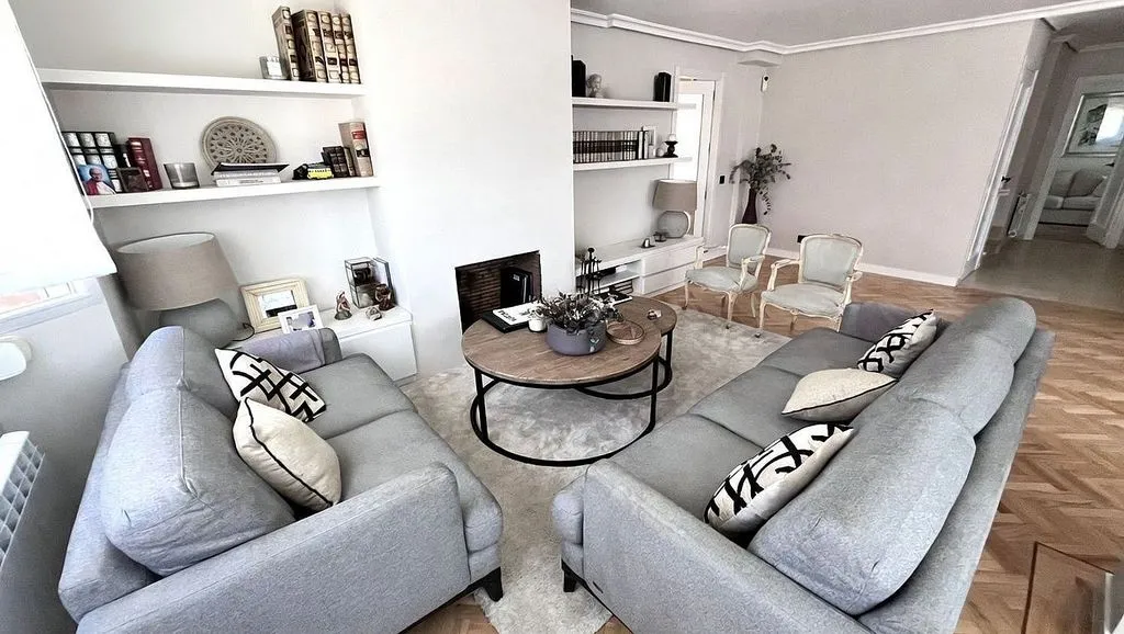 Penthouse with Pool in Monte Rozas