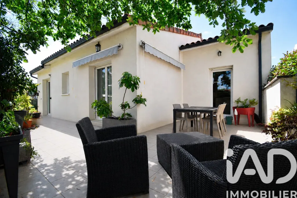 Terrasse - Maison 5 Pièces avec Terrasses à Proximité
