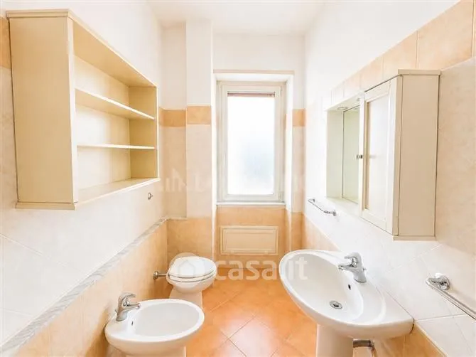 Vannitoad - Rear-Facing Apartment with Balcony in Cagliari