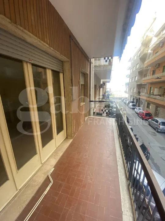Balcon - Apartment with Balcony in Reggio Calabria