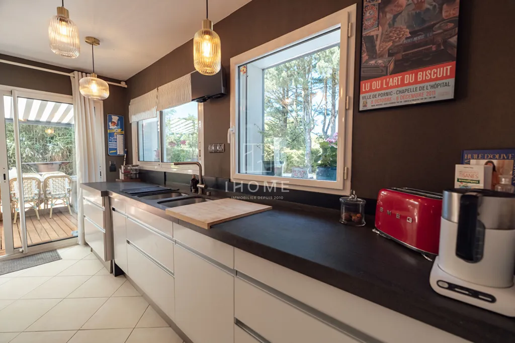 Cucina - Luxury Villa with Golf View in Saint-André-des-Eaux