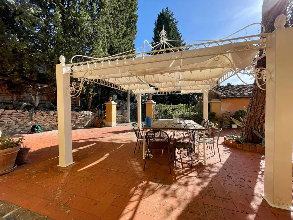Terrass - Period Villa with City View in Florence