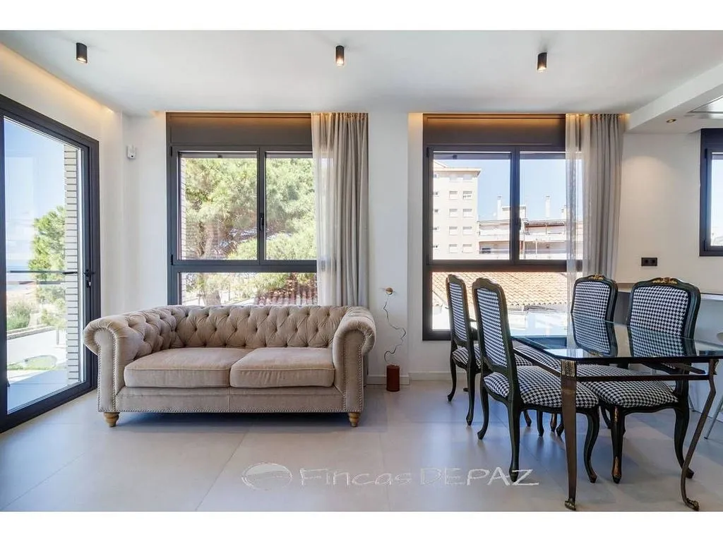 Soggiorno - Apartment with Sea View on Passeig Marítim