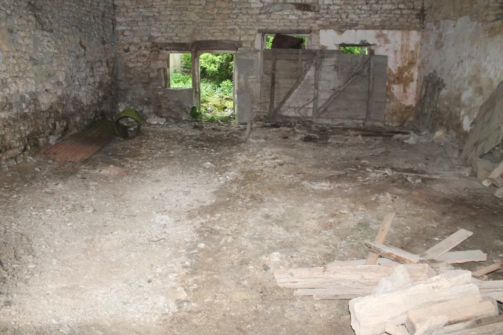 Maison 1 pièces à TREVERAY
