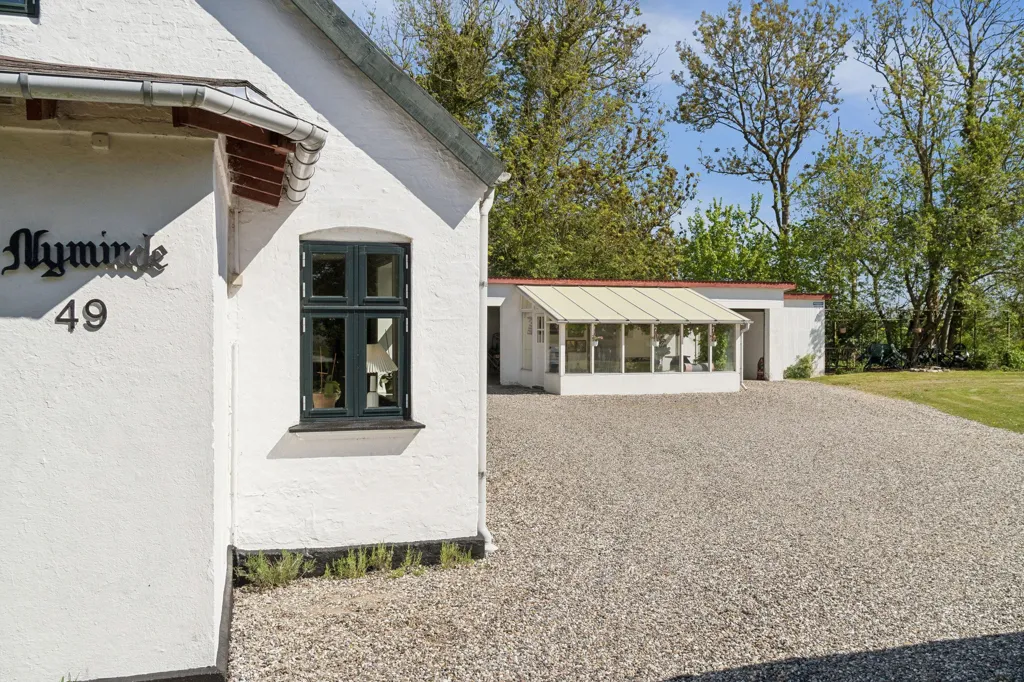 Välivaade - Historic Villa with Large Garden in Storvorde