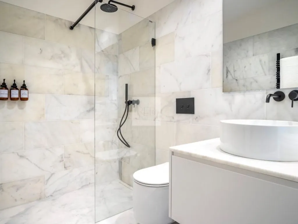 Salles de bain - Studio Apartment with Interior Bedroom in Porto