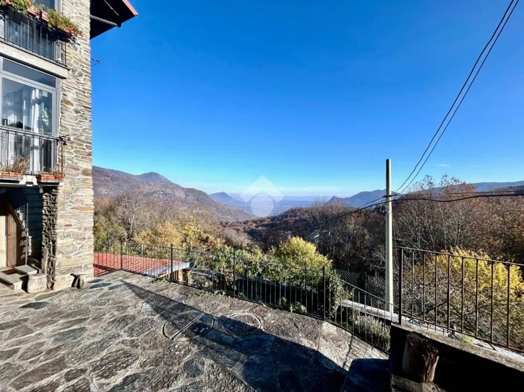 Terrace - Semi-detached House with Panoramic View in Condove