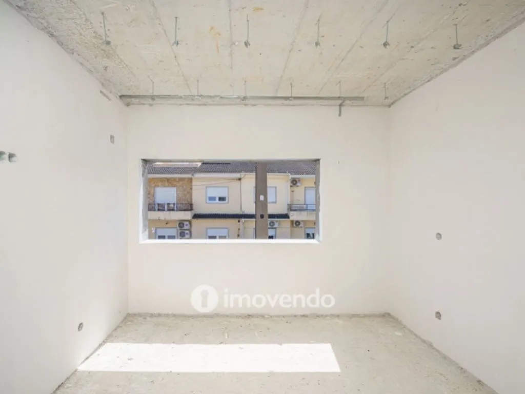 Pièces - Contemporary House with Sea Access in Seixal