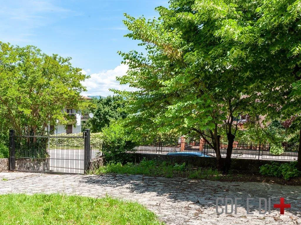 Jardin - Historic Villa with Enclosed Garden in Greccio
