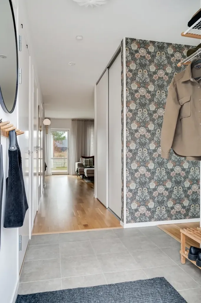 Esik - Modern Corner House with South-West View in Kristianstad