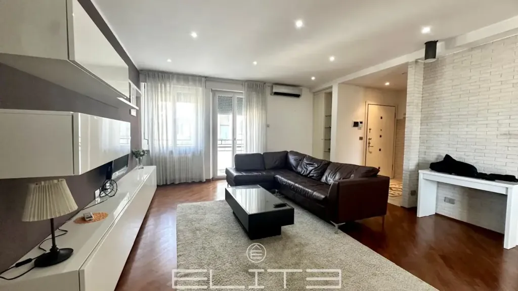Living Room - Modernised Apartment with Balcony in Ancona
