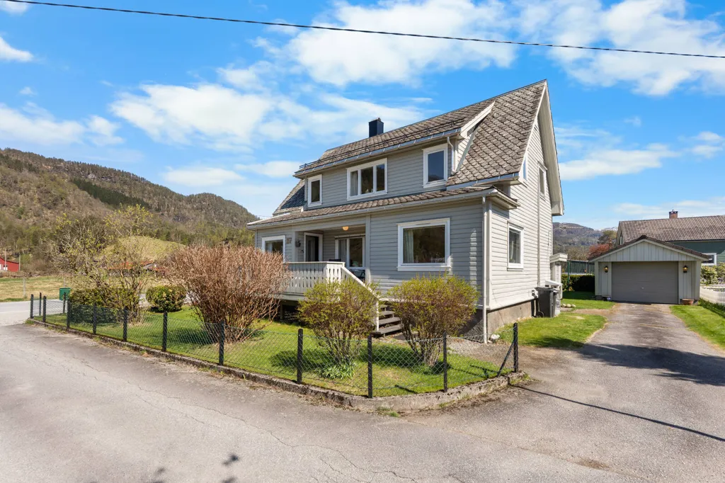 Extérieur - Tudor-Style Cottage with Garden in Sauda