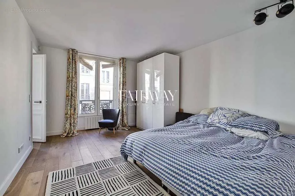 Magamistoad - Charming Parisian Flat with Central Location