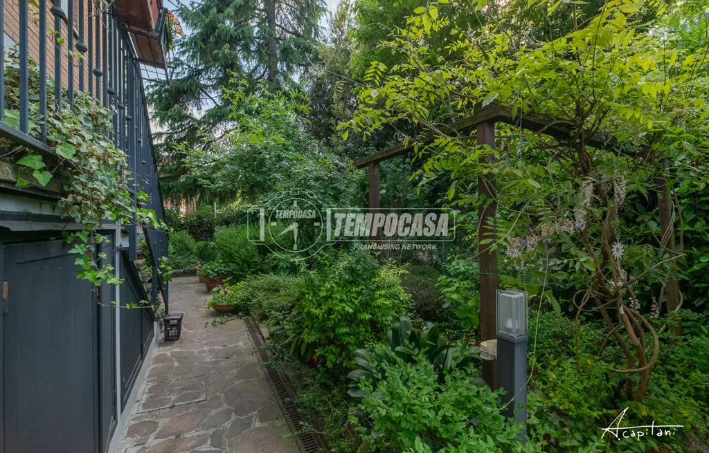 Jardin - Terraced Villa with Private Garden in Modena