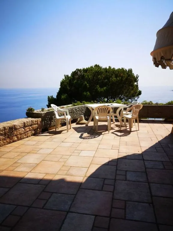 Terrass - Stone Villa with Sea Views in Grimaldi Superiore