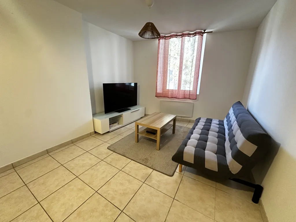 Séjour - Appartement T2 Meublé et Rénové au Centre-Ville