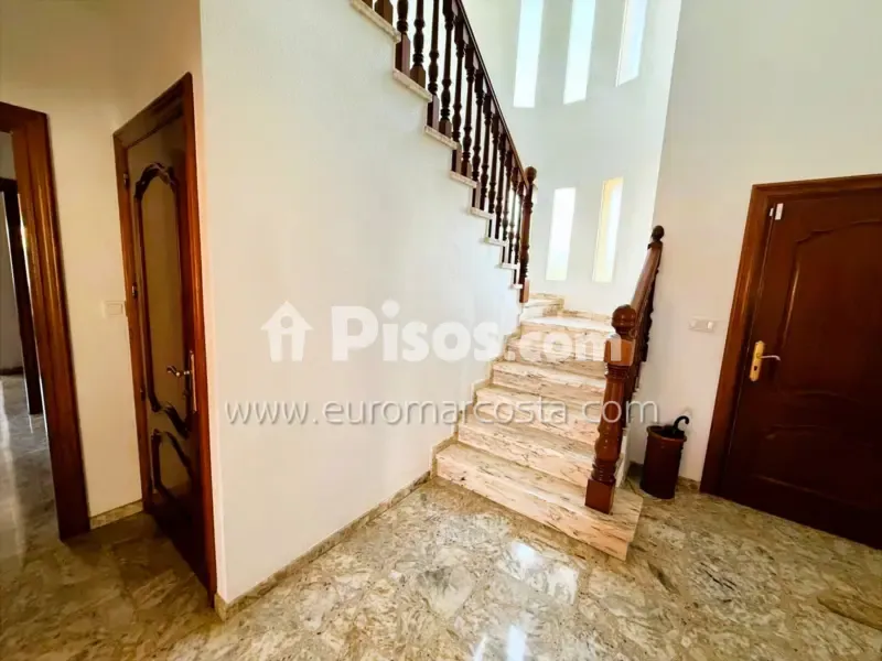 Pièces - Luxury Chalet with Private Pool in Elche