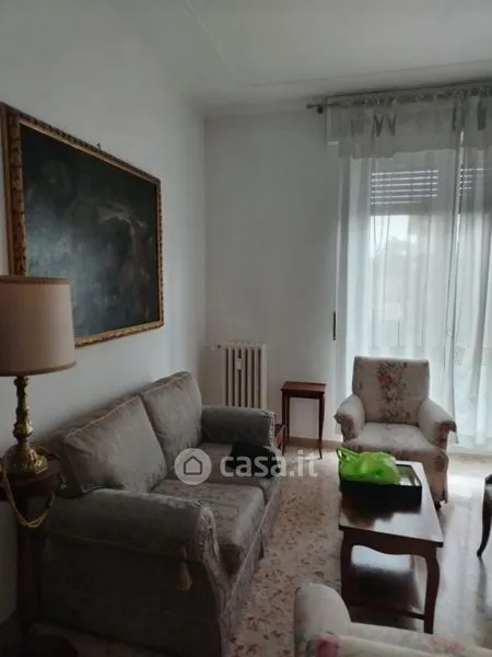 Séjour - Bright Apartment with Balcony in Verona