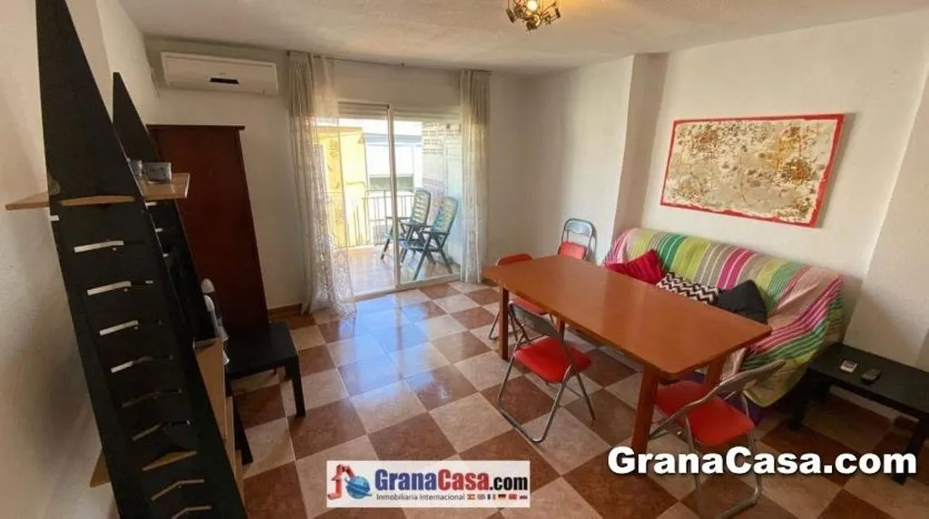 Salle à manger - Apartment with Terrace in Granada's Plaza de Toros