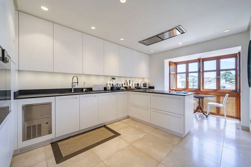 Köök - Duplex with Pool in Marbella's Golden Mile