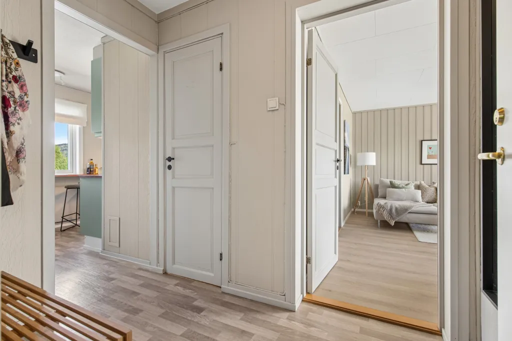Entrée - 2-Bedroom Apartment with Balcony in Randgård