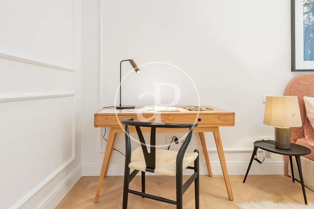 Studio - Refurbished Flat with Balcony in Chueca, Madrid